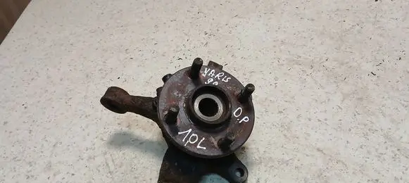 Toyota Yaris Front wheel hub spindle knuckle