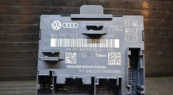 Audi A4 S4 B8 8K Door control unit/module 8K0959792