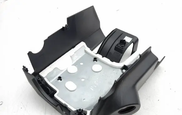 Peugeot 5008 II Steering wheel column trim 9815202480