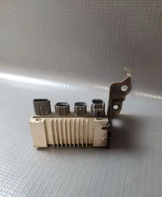 Toyota Avensis T270 Glow plug pre-heat relay 2855130010