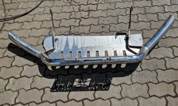 Nissan Navara D23 All-terrain vehicle front guard