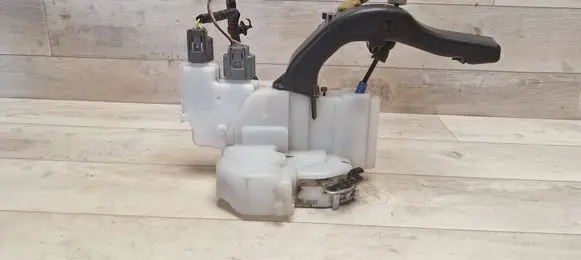 Honda Accord Front door lock