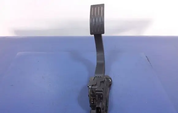 Volvo V40 Accelerator throttle pedal 31280595
