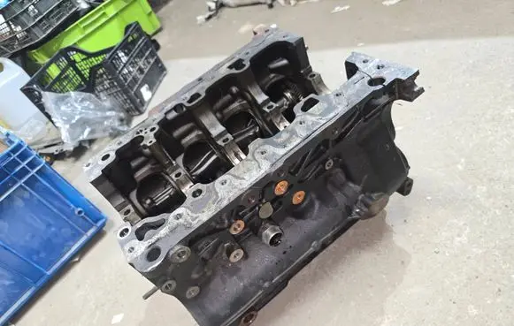 Volkswagen Transporter - Caravelle T6 Engine block 03n103011f
