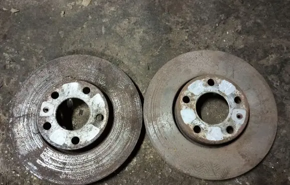 Audi A4 S4 B7 8E 8H Front brake disc