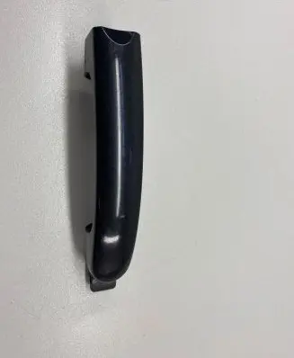 Volkswagen Touareg I Front door handle cover 