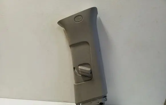 Opel Zafira C (B) pillar trim (top) 322225228