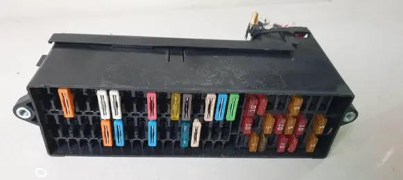 Audi A4 S4 B6 8E 8H Fuse box set 5P1970012B