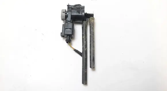Audi A4 S4 B8 8K Turbo solenoid valve 1K0906283A