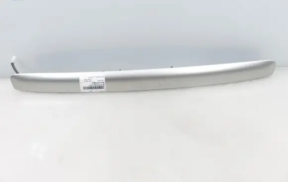 Toyota Avensis T250 Trunk door license plate light bar 7680105060