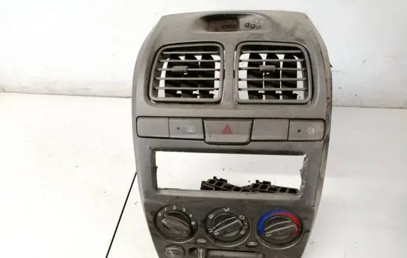 Hyundai Accent Climate control unit 8474125500
