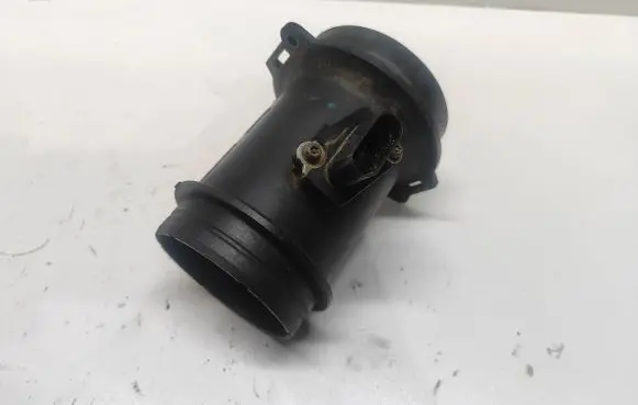 Audi A4 S4 B7 8E 8H Mass air flow meter 059906461K