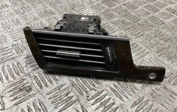 Mercedes-Benz E W212 Dashboard air vent grill cover trim A2126800171