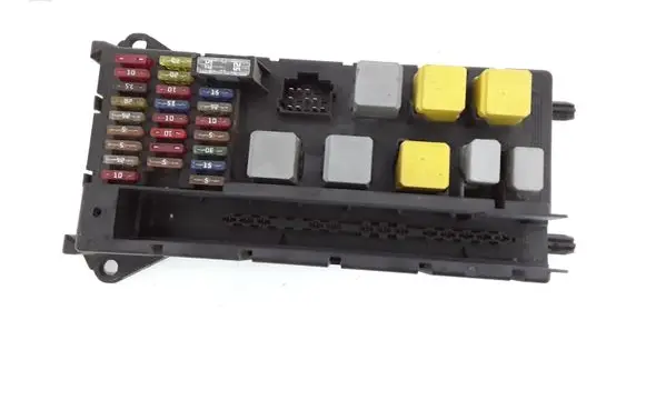 Mercedes-Benz Sprinter W906 Fuse module A9065450401