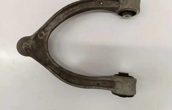 Mercedes-Benz C W205 Front upper control arm/wishbone 
