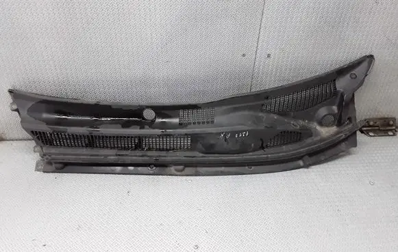 Toyota RAV 4 (XA20) Wiper trim 5570842110