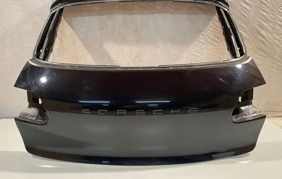 Porsche Macan (95B) Tailgate/trunk/boot lid 95B827400
