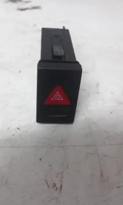 Volkswagen PASSAT B5.5 Hazard light switch 3B0953235E