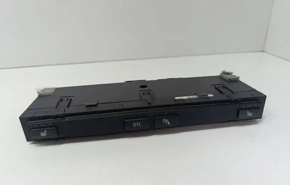 BMW 5 E60 E61 Seat heating switch 6952480