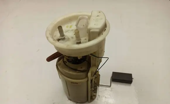 Skoda Octavia Mk1 (1U) Mechanical fuel pump 