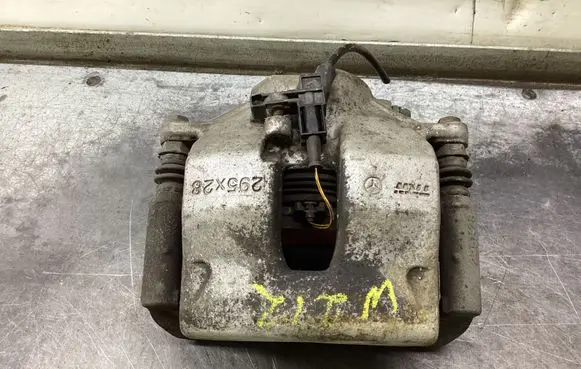 Mercedes-Benz E W212 Front brake caliper
