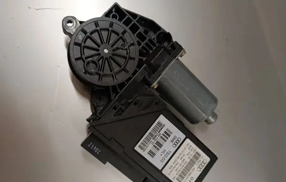 Audi A8 S8 D3 4E Rear door window regulator motor 4E0959801C 4E0910802A 982735103