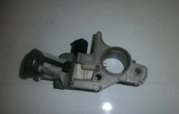 Opel Astra H Ignition lock contact no501882 no501881
