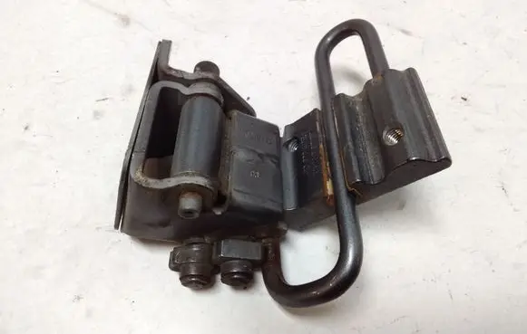 Audi A6 S6 C5 4B Rear door lower hinge 4B0833412E