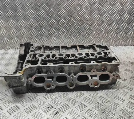 Mercedes-Benz CLK A209 C209 Engine head R2710181201