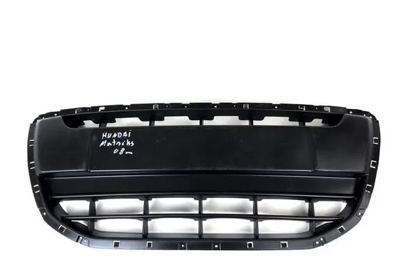 Hyundai Matrix Front bumper lower grill 8652210000