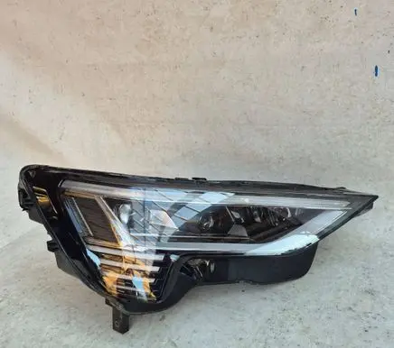 Audi e-tron Headlight/headlamp 4KE941036