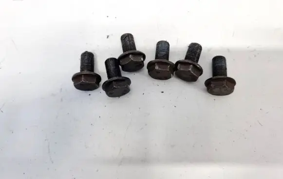 Nuts/bolts