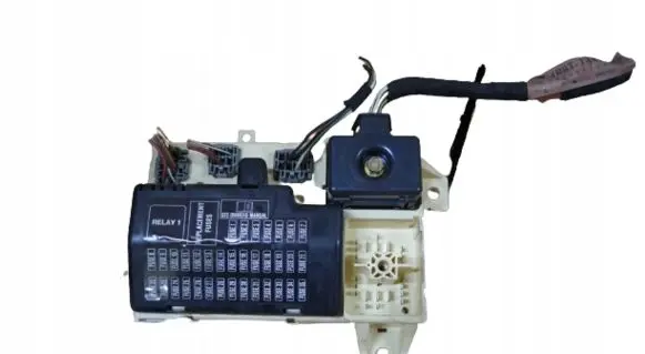 Jaguar S-Type Fuse module 4R8T14A067AB