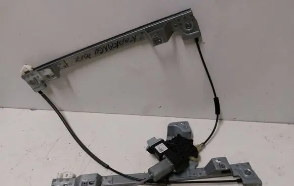 Renault Kangoo II Front door window regulator with motor 28001201010 03072191