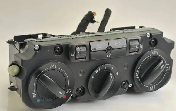 Volkswagen Caddy Climate control unit 74730961