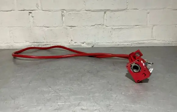 BMW 5 E60 E61 Positive cable (battery) 6989779 6989780