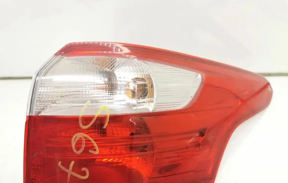 Ford Focus Rear/tail lights BM5113404G BM5113404H
