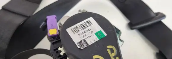 Audi A4 S4 B7 8E 8H Front seatbelt 560788501