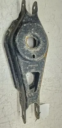 Chrysler Pacifica Rear control arm 68218021AA 68218021