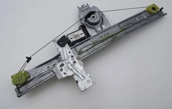 Peugeot 207 Front door window regulator with motor 9671270480 119856