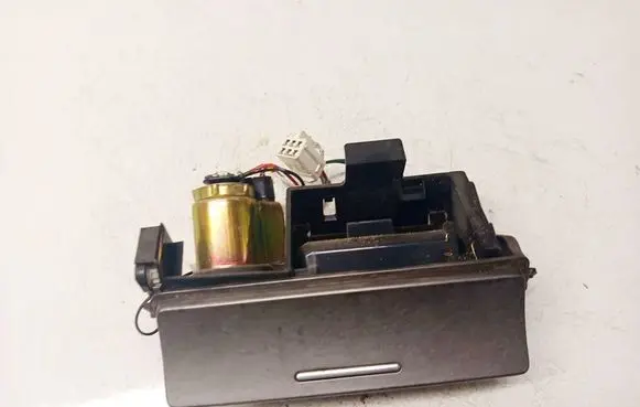 Subaru Legacy Car ashtray 