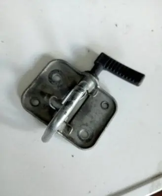 Seat Leon (5F) Engine bonnet/hood lock/latch loop/hook 5F0823186