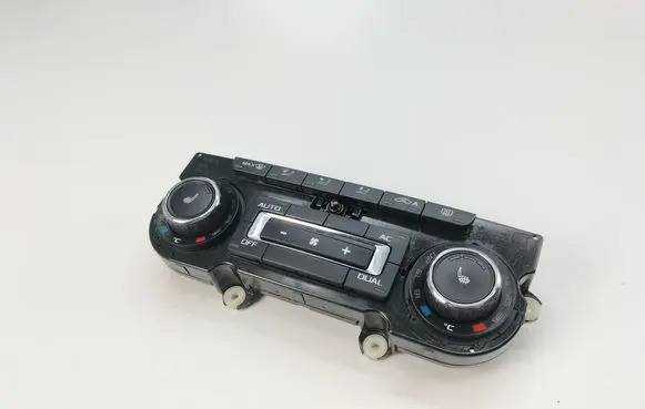 Skoda Octavia Mk2 (1Z) Climate control unit 3T0907044BS 5HB00974985