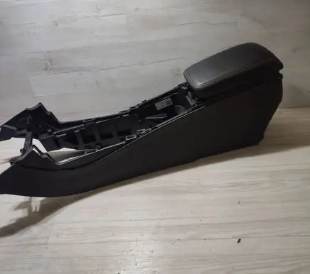 Mercedes-Benz CLA C117 X117 W117 Armrest A1766804701 1245999B A108562