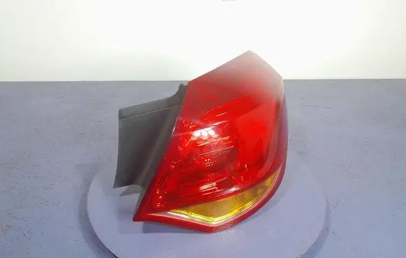 Opel Astra J Rear/tail lights