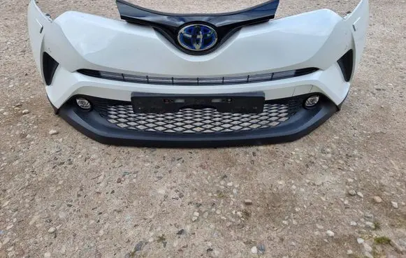 Toyota C-HR I Front bumper