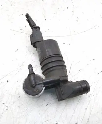 Peugeot 5008 Windscreen/windshield washer pump 9643447980