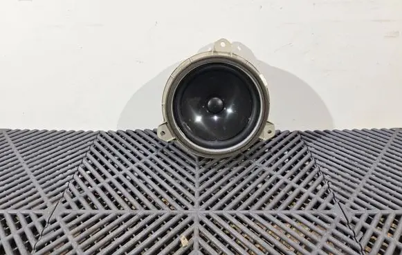 Lexus CT 200H Rear door speaker 8616076080 G531902A