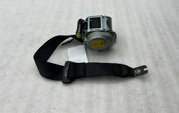 Audi Q2 - Rear seatbelt 34212999B 81A857805