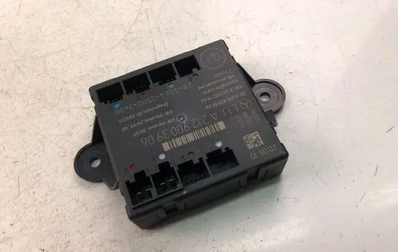 Mercedes-Benz E W212 Door control unit/module A2129003906